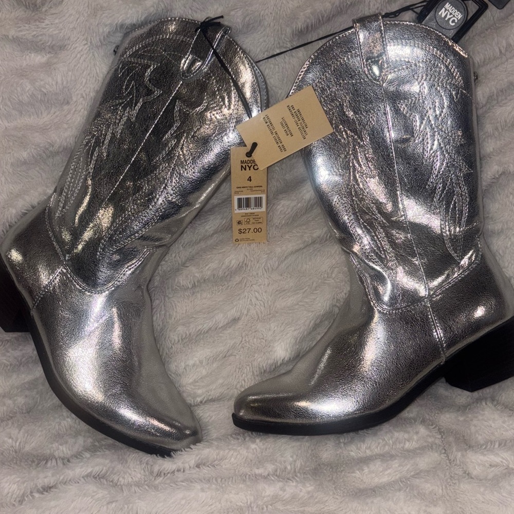 Madden NYC Big Girl size 4 Western cowboy boots